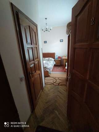 Гостевой дом Sadyba Margaryta Трускавец Двухместный номер с 1 кроватью и собственной ванной комнатой-11
